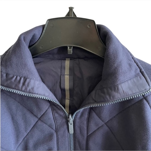Lululemon forever warm jacket size 4 - Picture 5 of 13